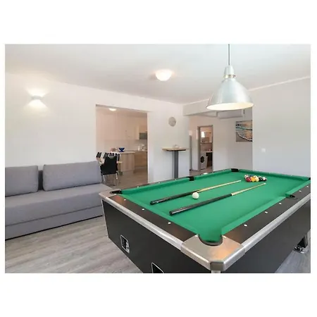 Monika Comfortable Hotel 4*