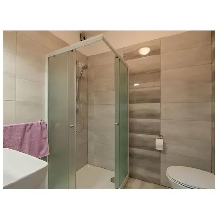 Monika Comfortable Hotel